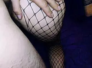 we film our home amateur video with doggystyle