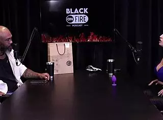 Blonde shows her tits after stressing with actor in outdoor bdsm scene. Fetish actress dislikes anal sex and plays mama senta ou passa game with Julia Fontanelli on sheer red.