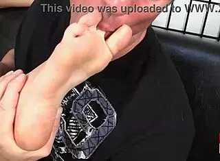 Mia Gold Teasing Phily Jhon with Sexy Feet 😏