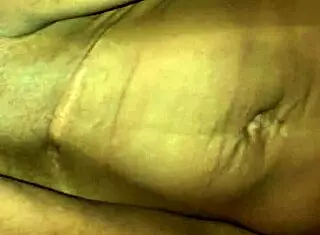 Dominican Babe Gives Huge Oral And Handjob Squirting.