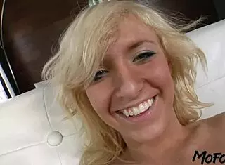 18 year old florida blonde's first sex with big cock and blowjob