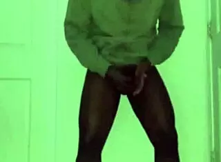 Try my private workout routine for free! 💪😉