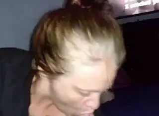 girlfriend gives blowjob like smoking 😏