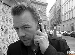 i'm suckin her smuggler