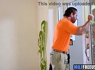 Bigtitted Massage Beauty Pleasures Lucky Guy