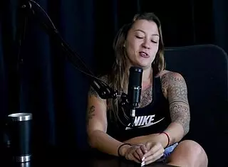 i'm oruan, kissed famous an' now fuckin' two bi guys in public