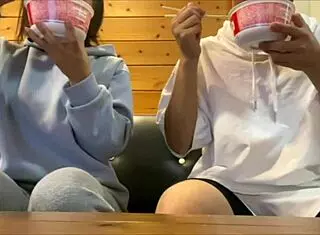 Japanese Amateur Gets Aroused On Home Date With Girlfriend