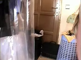 i'm suzi, serving an ex-pat during my morocco holiday