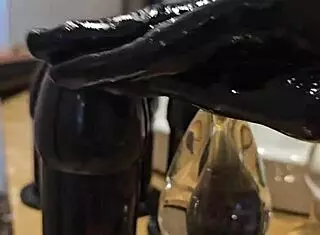 Large Sextoy Anal Fuck