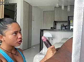 I invite a new friend to my house and have a little 18+ fun with him -amateur couple- nysdel