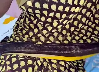 desi bhabhi in saree has hot dirty sex with hindi audio