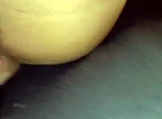 masajista se pone muy caliente cuando ve enorme culo y dejo que me lo folle