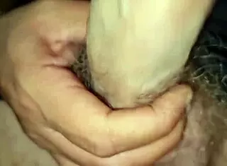 Arrapato Sega Un Cazzo Enorme Sborrata E Gemiti - Un Grosso Pisello Da Succhiarre