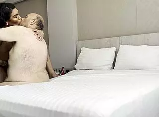 Latina with big ass and large boobs fucks big fat guy. Titty fuck included! 😘