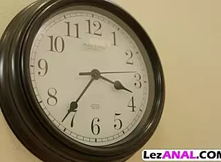 Teacher Dana's pussy licked by teen Samantha