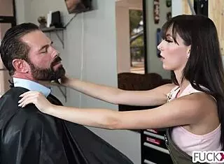 Small Babe Provide Deluxe Package