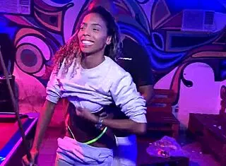 ela veio para sp e brincamos muito no anal