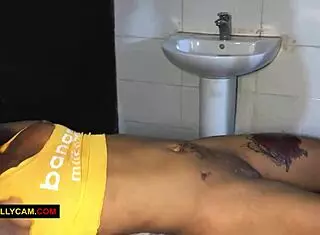 Watch this moment of real sex and hard fuck