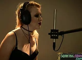 I suck big dick on leash, pussy fucked hard