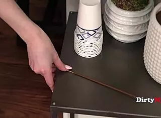 Average Family Yoga Session - Alaina Taylor Sam Shock