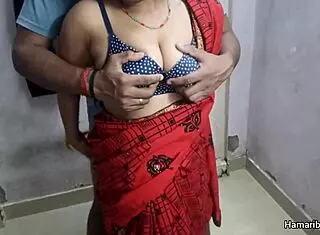 Want to see this desi aunty getting closeup fucked in her red saree?