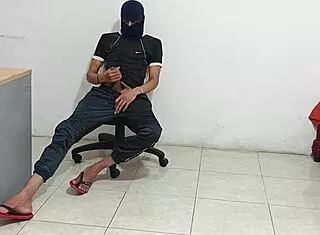 I Masturbate After Stepsister Gets Me Horny!