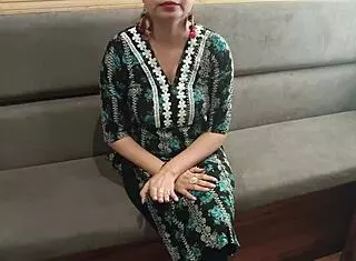 Jija ji gets seduced and fucked doggystyle by saalis