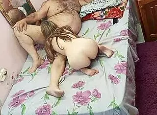 Novinha Bem Nova Mesmo E O Velho Comedor De Pepeka in Muscular Lingerie