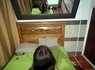 Hermanastra de enorme culo es follada anal por diversion mexicana- en espa�ol