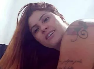 Exhibition of ass on live stream with detailed scenes