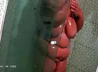 Hidden camera catches bbw milf with big tits and ass