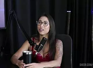 Luciana Picchi in Bora Cast with Bruna Carlos and Matheus Caetano!