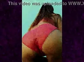 Beautiful brunette Mc Akira dancing funk in lingerie and homemade video