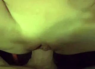 brittney blew hates condoms during fingering and gaping on bed