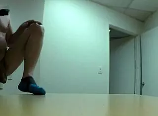 Veronica Valentine in messy hardcore casting