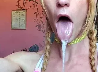 Pretty Babe Vanessa Hastings Gets Messy Spit Face Dildo Deepthroat