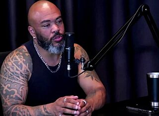 ब्राजीलियन टीन 18+ कपल आउटडोर मसाज सेक्स में