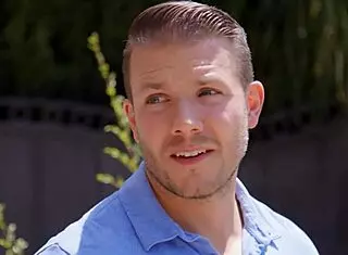 Real Estate Agent Bribes Client With Session