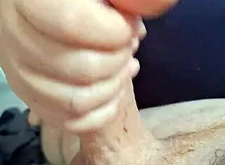 young stepdaughter gives handjob to stepfather alone! 😈