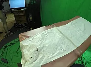 Scarlett Johnson In Medical Vaginal Inspection, Sucking Cock Deeply