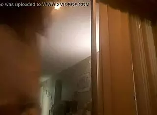 Dulcemendra, aka Ginger Paris, flashes her boobs outside 😍