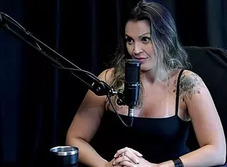 Brazilian teen couple in outdoor massage sex