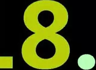 Weird toy spreads her pussy!