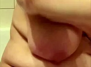 washing my chubby body in the bath