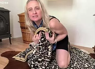 completely oiled i fist my hot prolapse pussy to orgasm