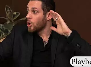 nasty women fucking a double sided dildo 😜