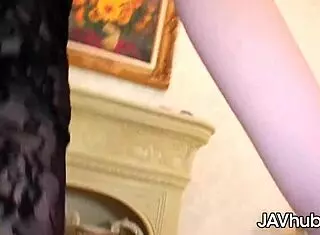 javhub riku kozakura pleasing two hard cocks at once?