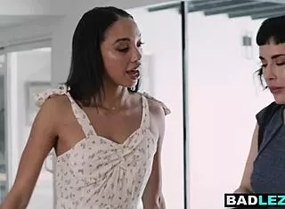 slender ebony milf fuckin busty lesbian with strapon