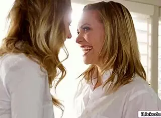 Blonde Lesbian Facesitting Her Stepsis