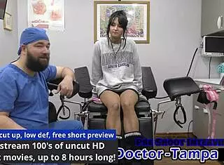 Dr. Tampa Zombae gynekologická prohlídka s roztahováním